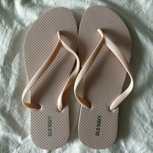 Old Navy Flip Flops